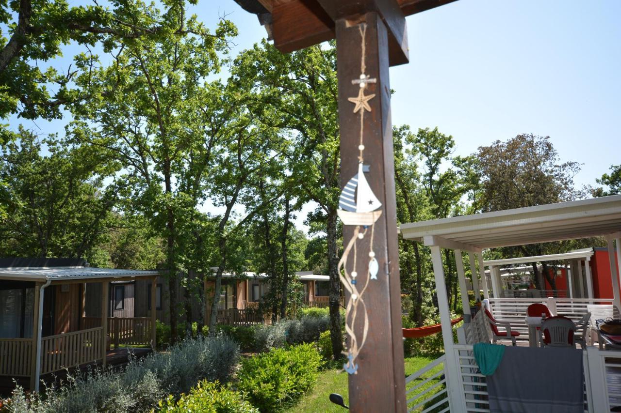 West Coast Mobilhome With Xxl Terrace In Naturist Resort Solaris Fkk Tar-Vabriga Exterior photo